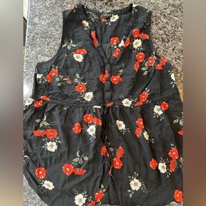 Cute torrid shirt. Size 1(14/16)